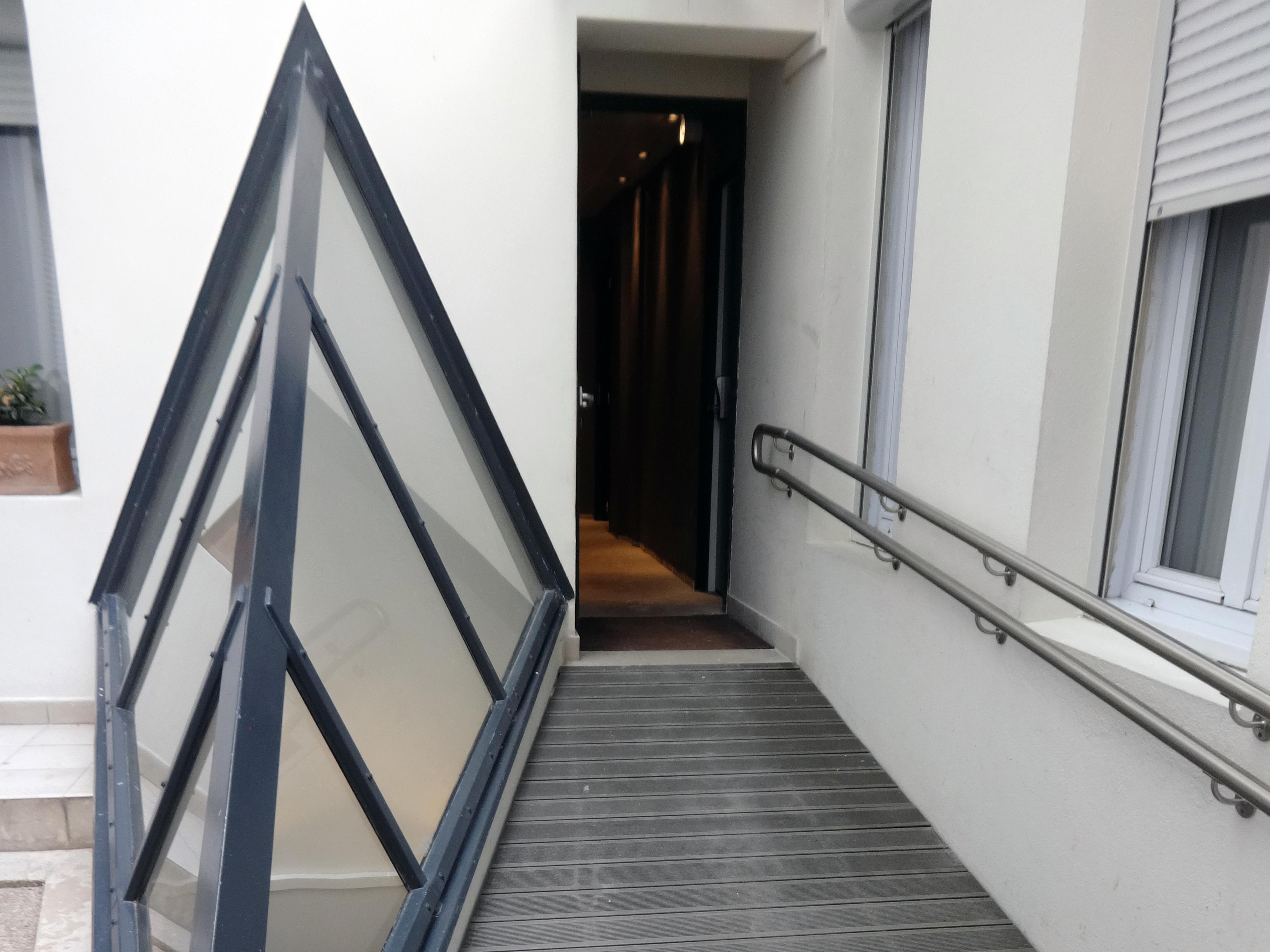 Libertel Canal Saint Martin Párizs Kültér fotó